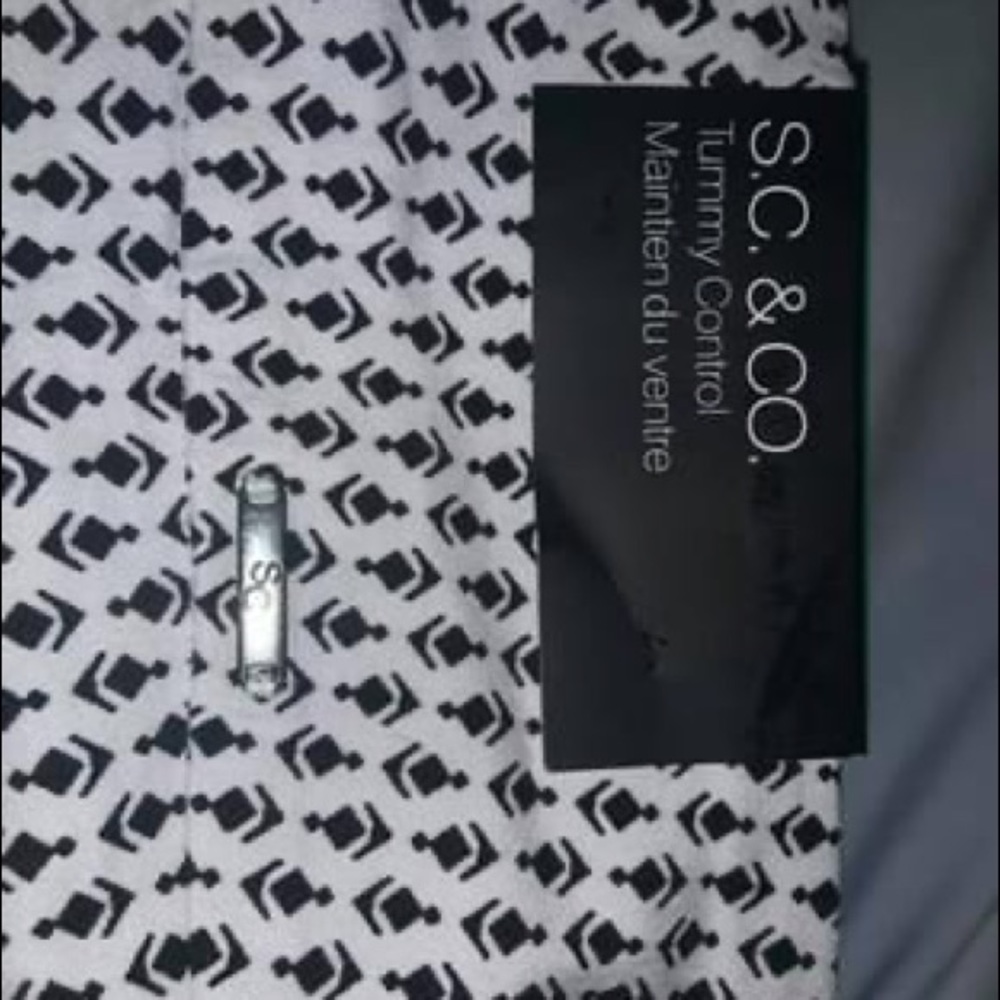 S.C and Co. Mid Rise Tummy Control Patterned Pants - Picture 2 of 3